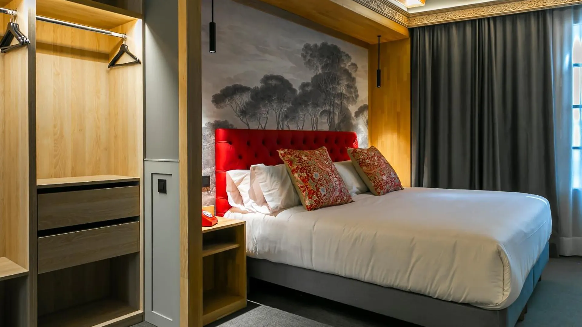 Hotel La Pau 4 Sup Barcelona Spain