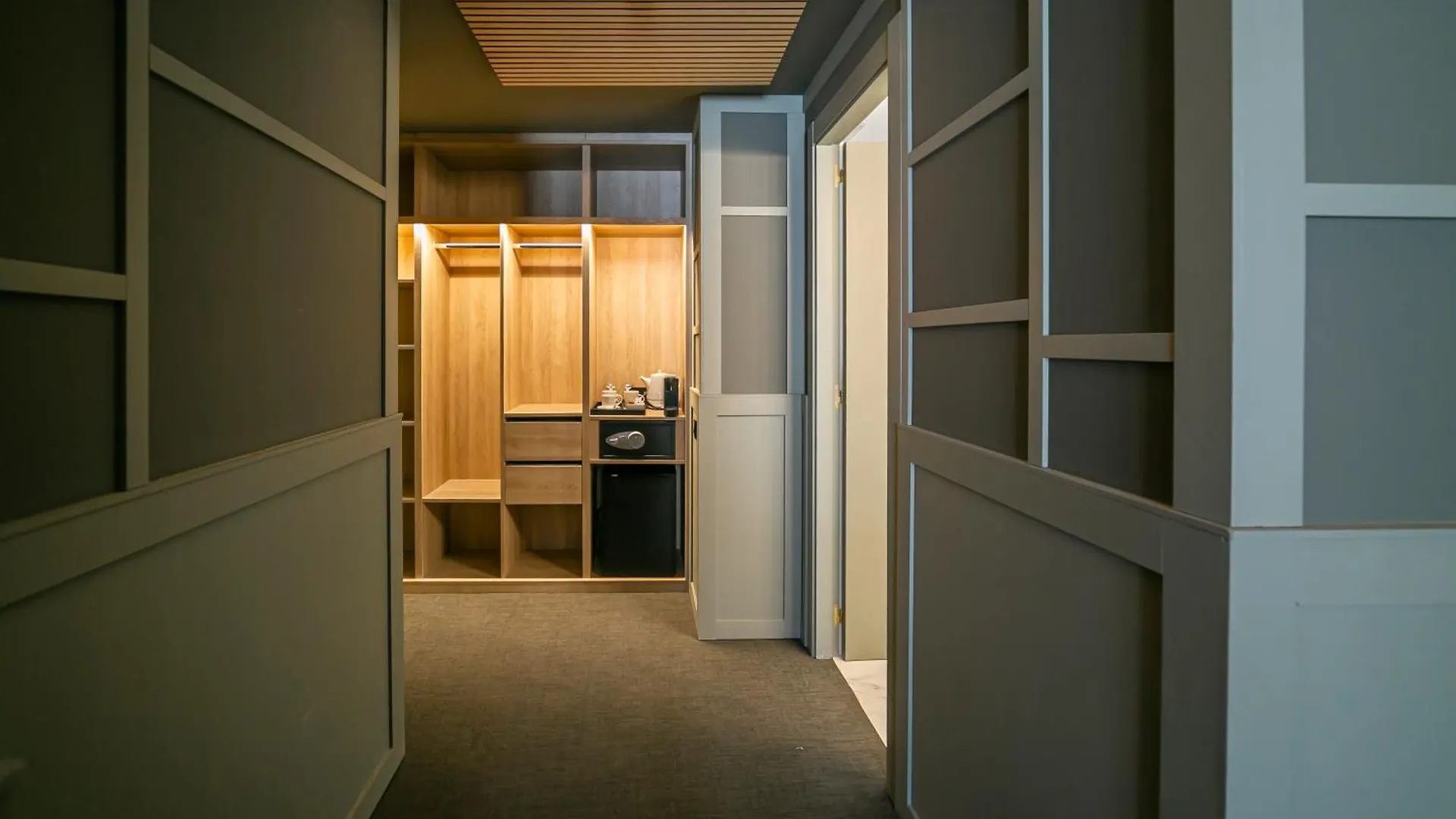 Hotel La Pau 4 Sup Barcelona 4*,  Španělsko